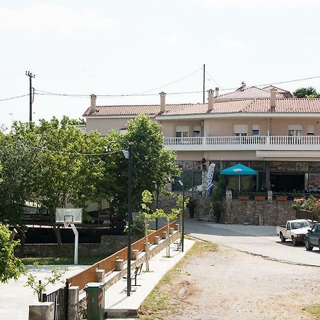 Agrelia Apartment Luaran gambar