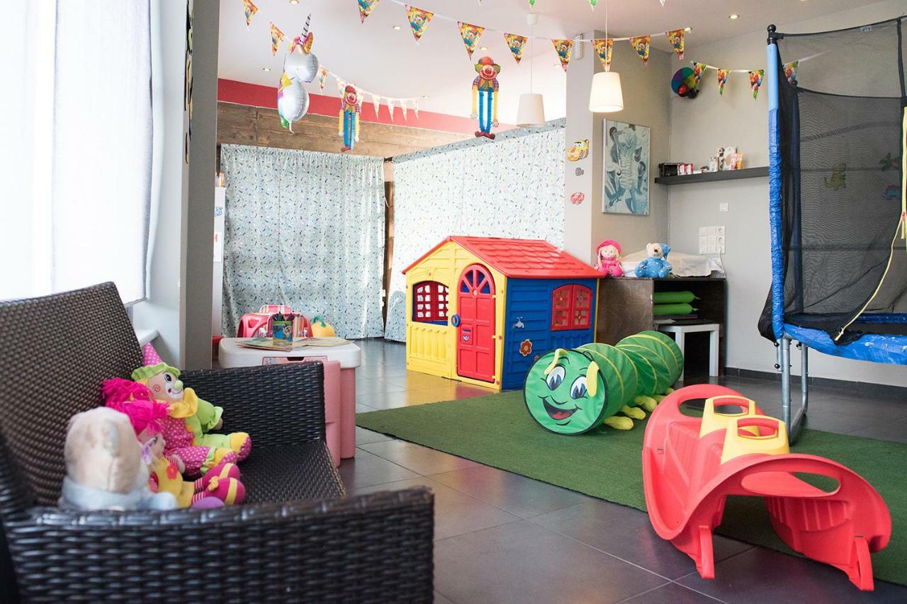 Agrelia Apartment Luaran gambar